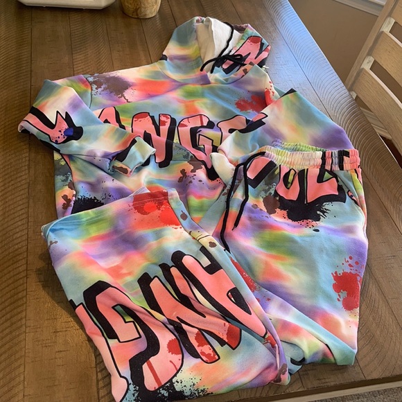 Tops - Graffiti Tie-Dye Hoodie Set